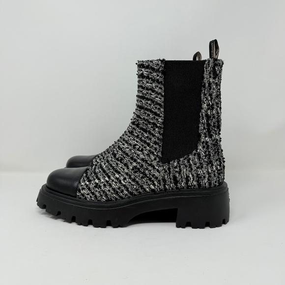 New Stuart Weitzman Emerson Chelsea Bootie Tweed Sz 9.5 - Picture 7 of 13